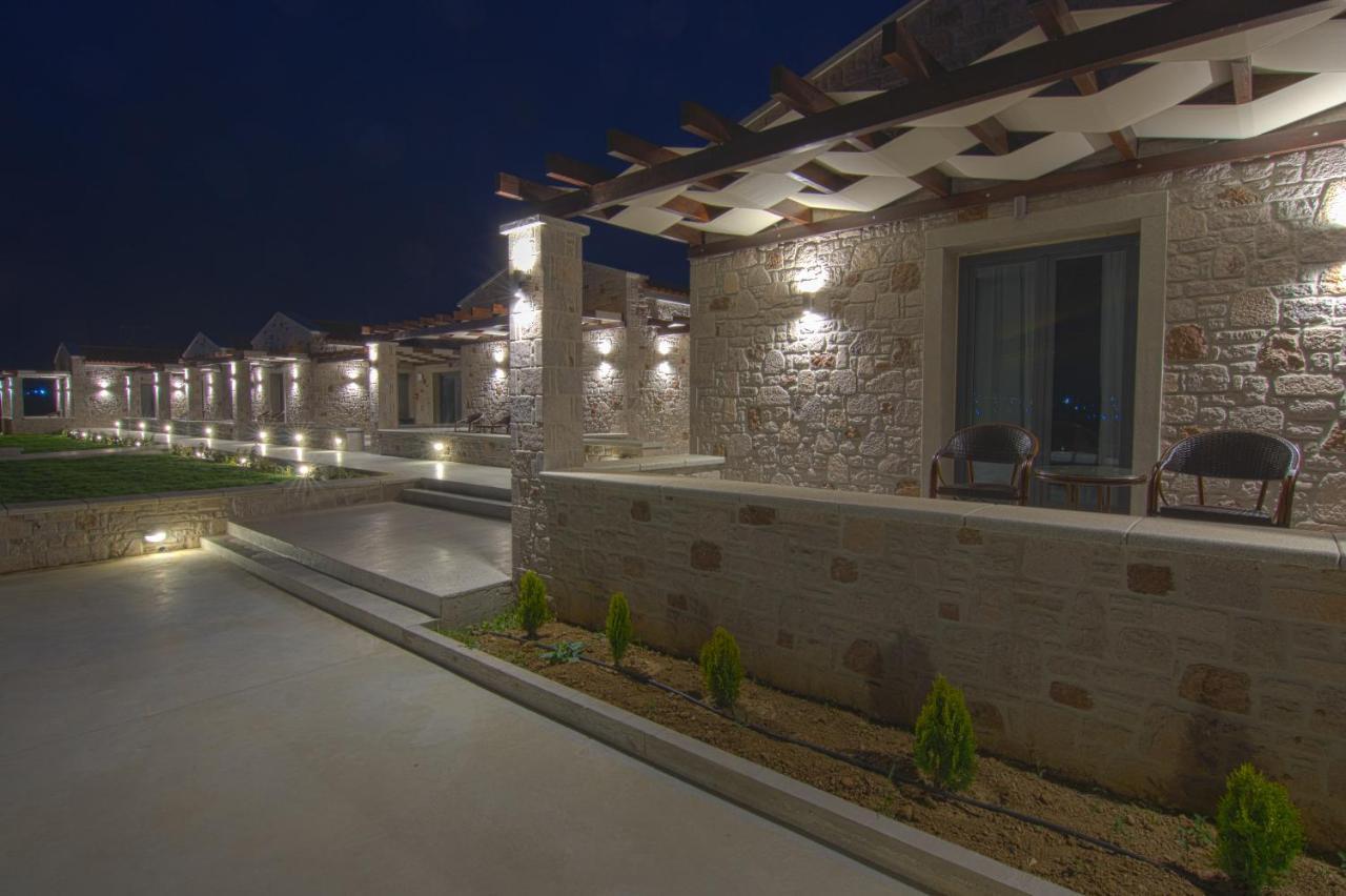 Onar Limnos II Luxury Apartments Moúdhros Eksteriør bilde